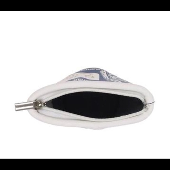 Brand new Lucky Beggar Coin purse - Picture 4 of 5